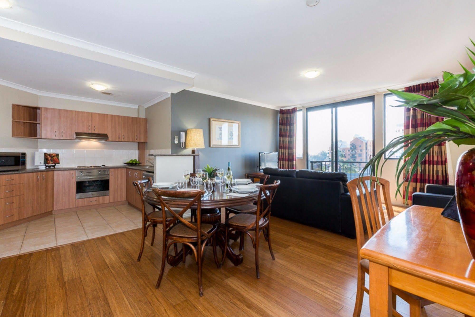 Mont Clare Boutique Apartments Perth Exteriér fotografie