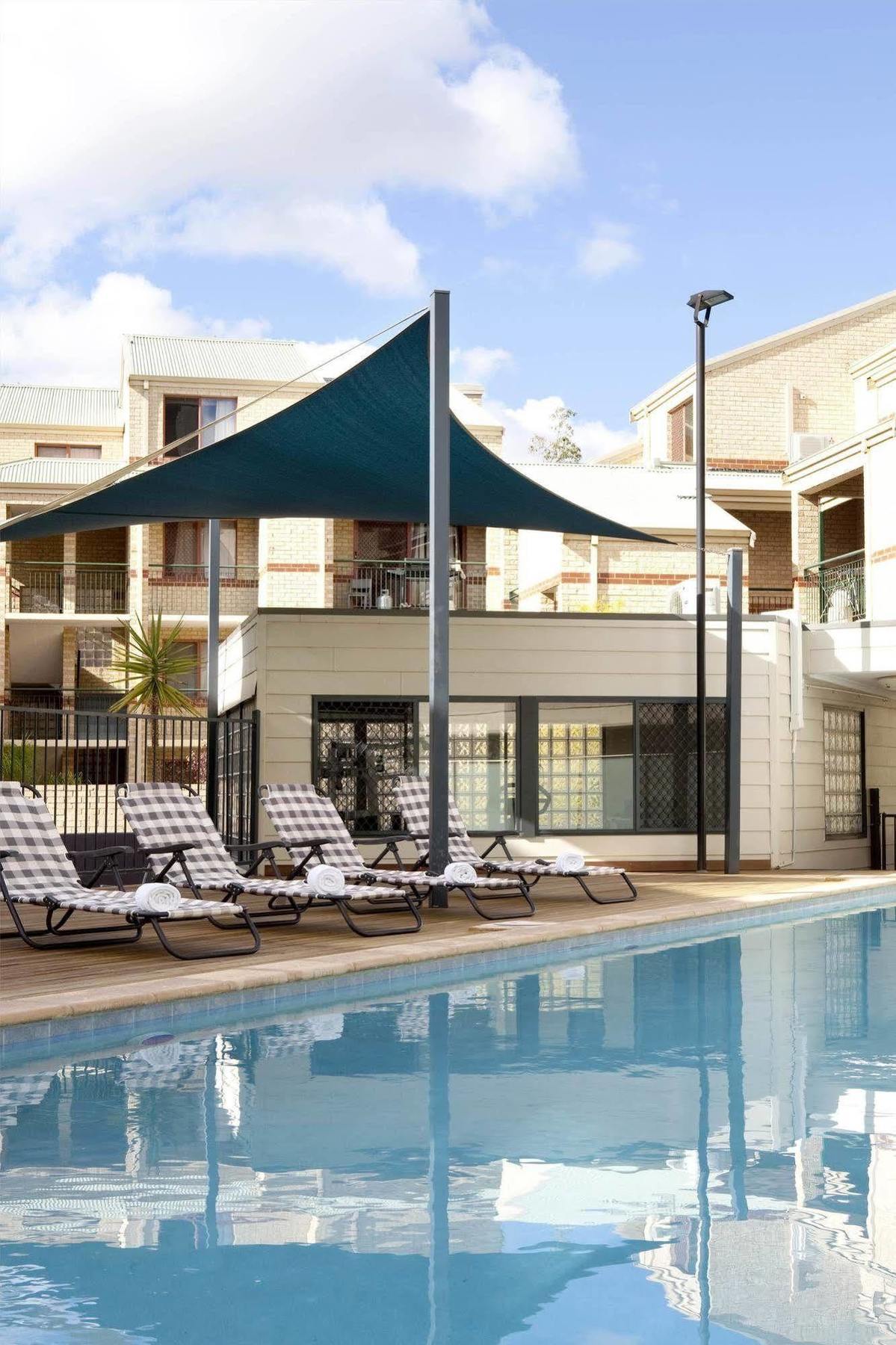 Mont Clare Boutique Apartments Perth Exteriér fotografie